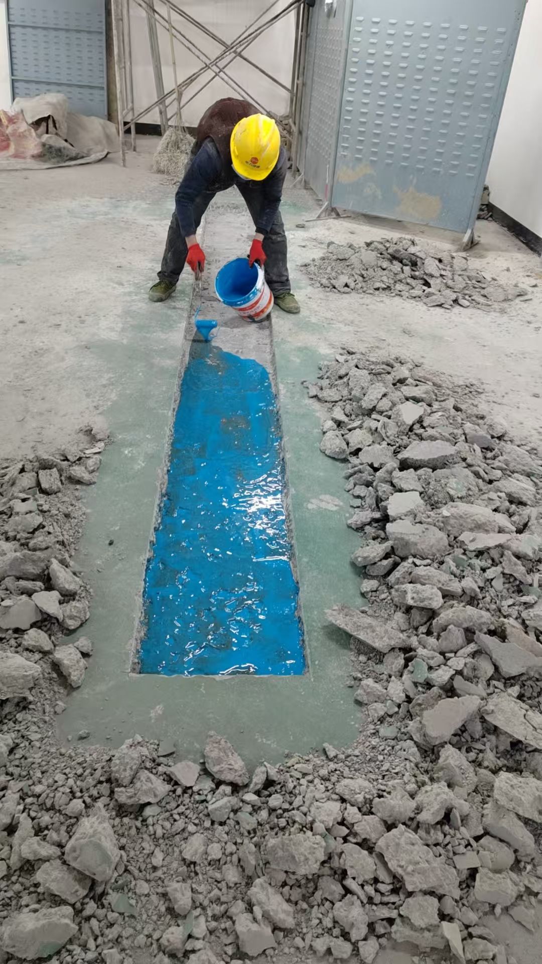 重慶華宇某小區車庫加固